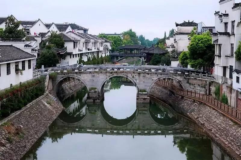 如果人间是炼狱，那我们活着的意义又是什么呢？