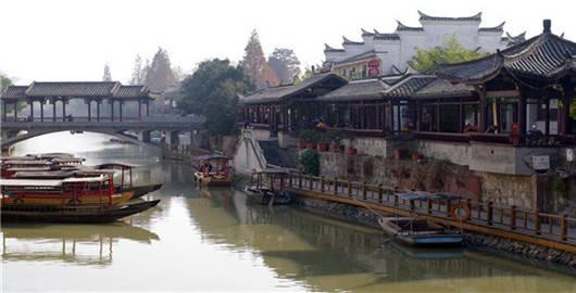 摆动小圆球